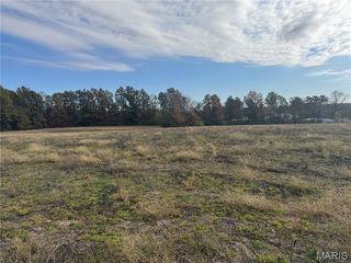 108 Hickory Heits Court, Moscow Mills, MO 63362