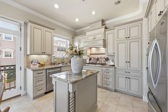 1118 Waltz Ct, Vallejo, CA 94591