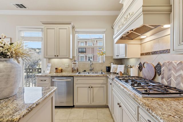 1118 Waltz Ct, Vallejo, CA 94591