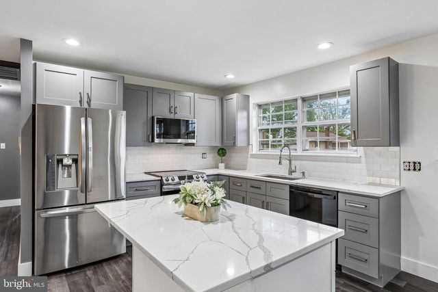 43 SCOTT ST, Hanover, PA 17331