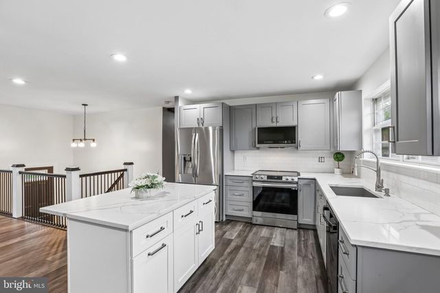 43 SCOTT ST, Hanover, PA 17331