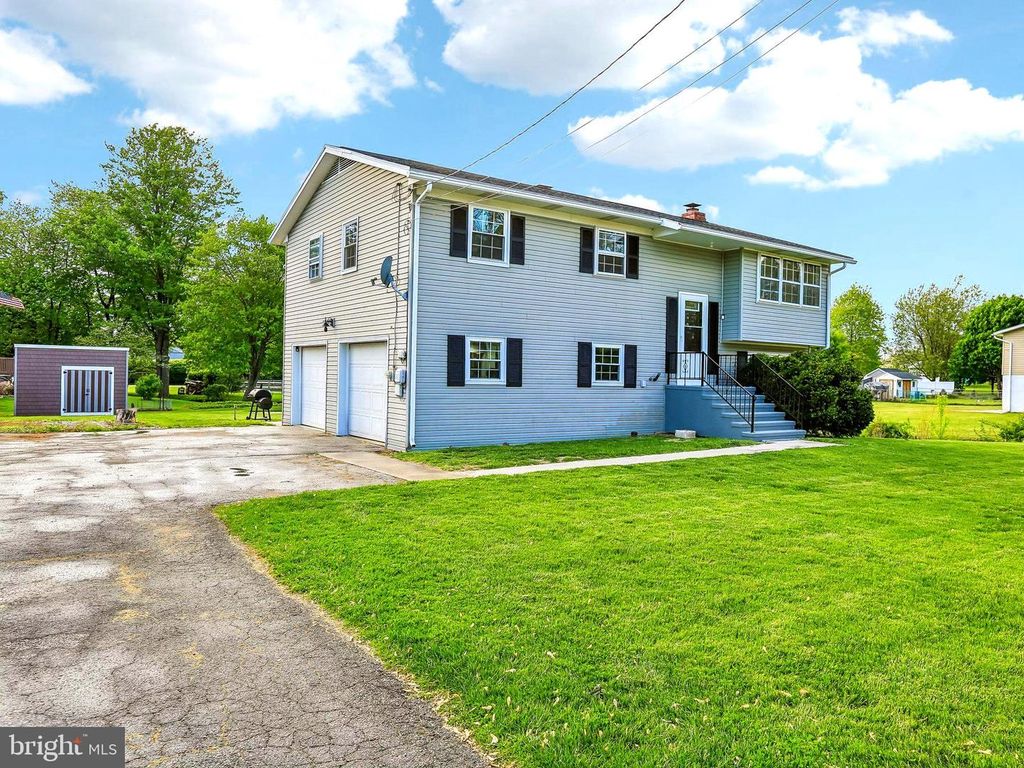 43 SCOTT ST, Hanover, PA 17331