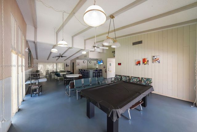 301 N Pine Island Rd 165, Plantation, FL 33324