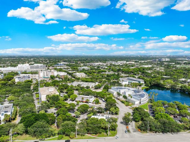 301 N Pine Island Rd 165, Plantation, FL 33324