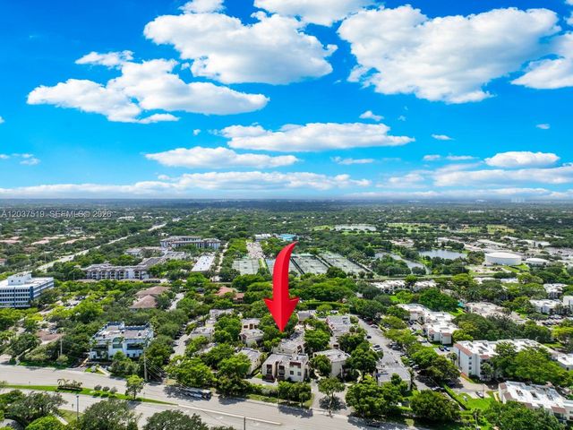 301 N Pine Island Rd 165, Plantation, FL 33324