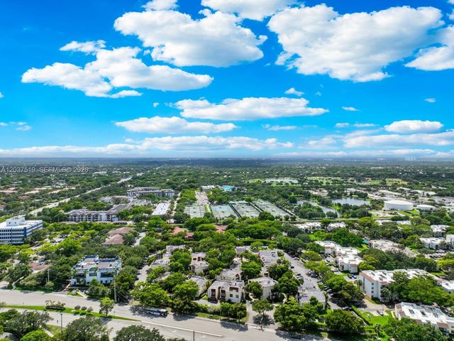 301 N Pine Island Rd 165, Plantation, FL 33324