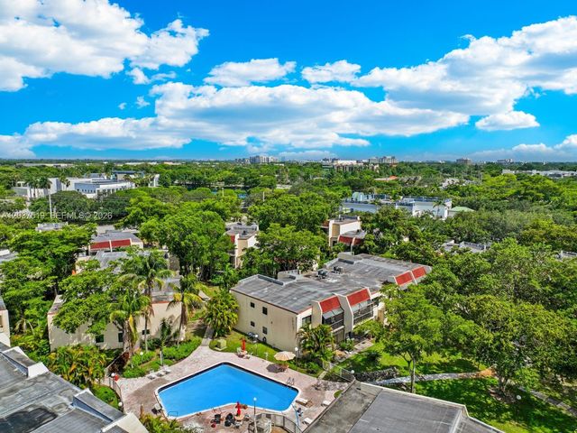 301 N Pine Island Rd 165, Plantation, FL 33324