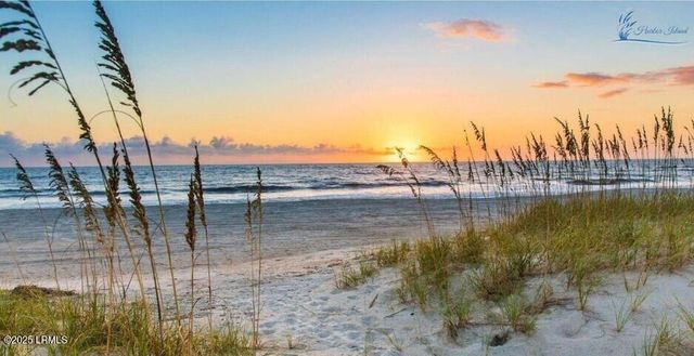 12 Sand Dollar Court, Harbor Island, SC 29920