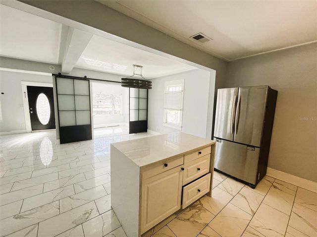 318 HOBART AVENUE, Daytona Beach, FL 32114