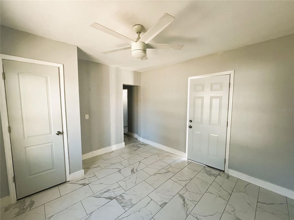 Image 20 of property listing at 318 HOBART AVENUE, Daytona Beach, FL 32114