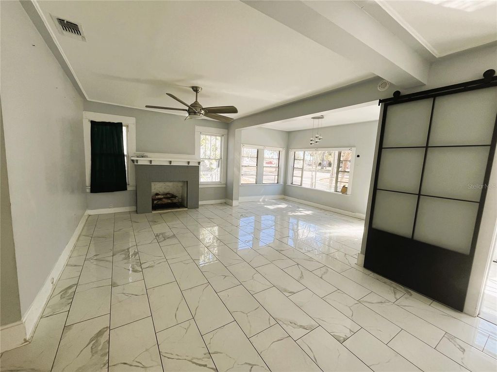 Image 7 of property listing at 318 HOBART AVENUE, Daytona Beach, FL 32114