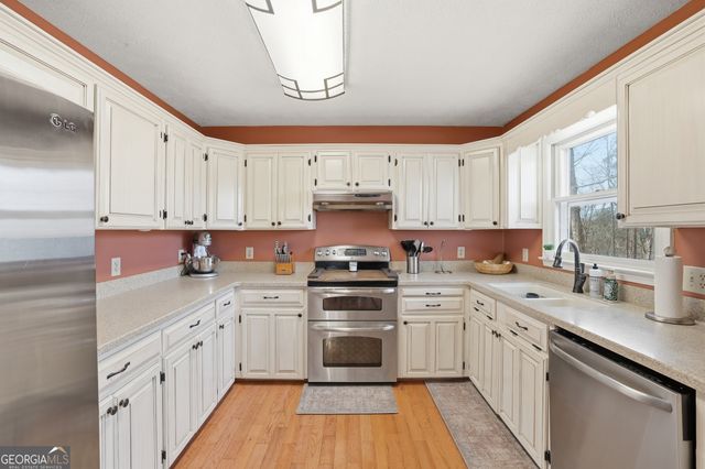 81 McMurray Circle, Toccoa, GA 30577