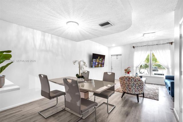 9925 NW 57th Manor, Coral Springs, FL 33076