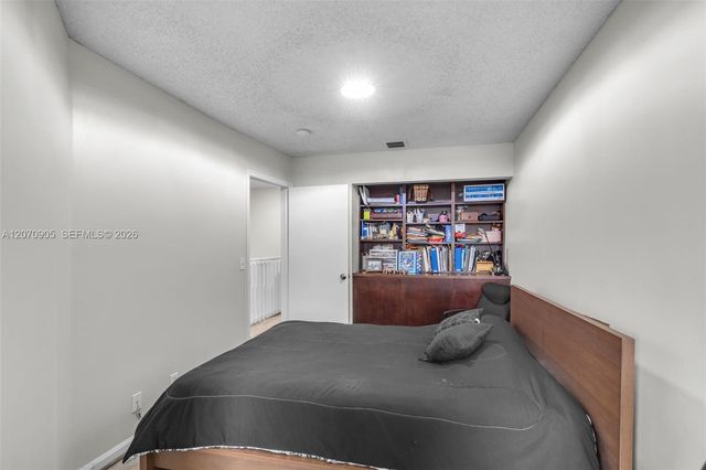 9925 NW 57th Manor, Coral Springs, FL 33076