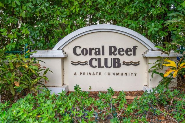 9925 NW 57th Manor, Coral Springs, FL 33076