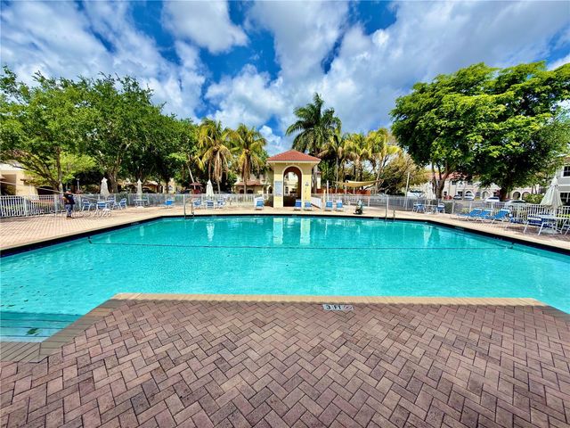 14110 SW 51st Ct, Miramar, FL 33027