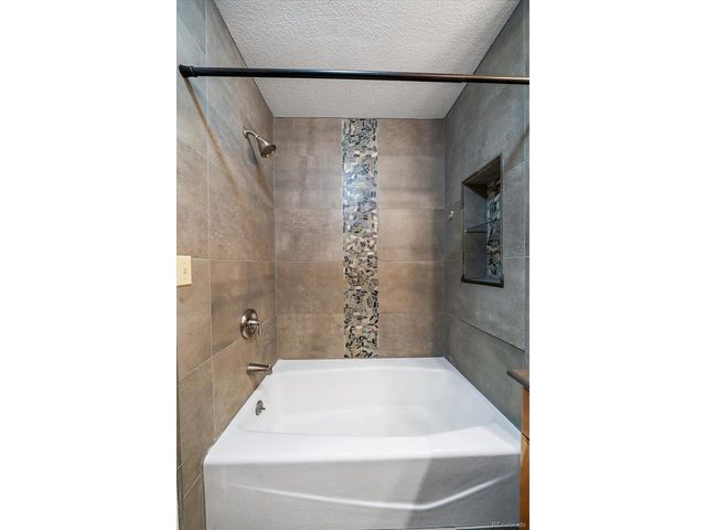 5007 W 73rd Ave, Westminster, CO 80030