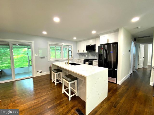 11410 SOWARD DR, Kensington, MD 20895