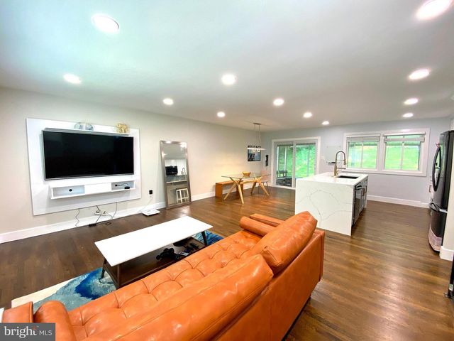 11410 SOWARD DR, Kensington, MD 20895