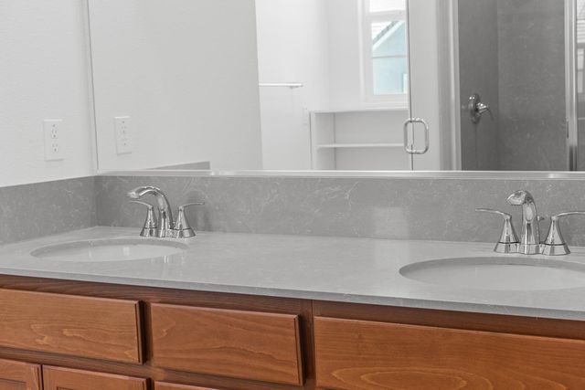8032 Oxbow Landing Loop, Roseville, CA 95747