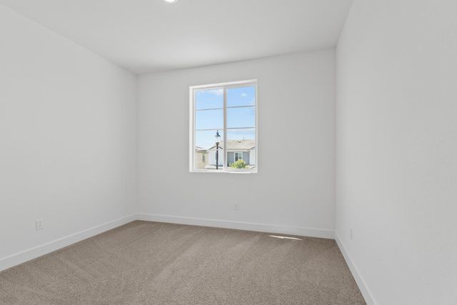 8032 Oxbow Landing Loop, Roseville, CA 95747