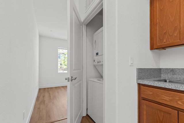 8032 Oxbow Landing Loop, Roseville, CA 95747