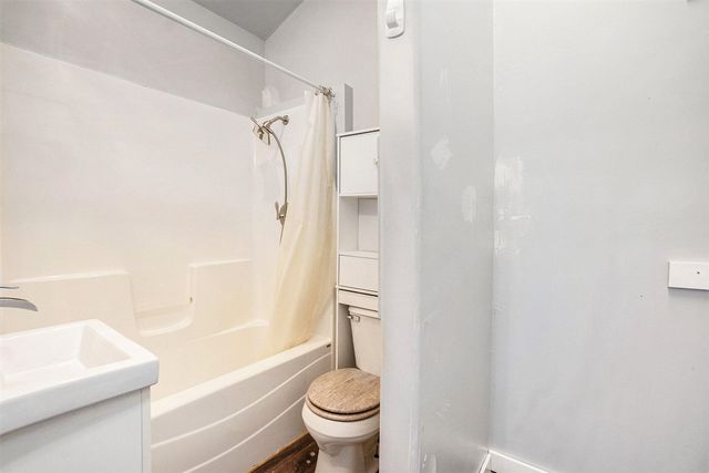 760 S Roth Street, Reed City, MI 49677