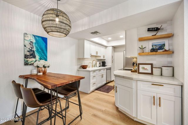 7350 N Vía Paseo Del Sur -- R105, Scottsdale, AZ 85258