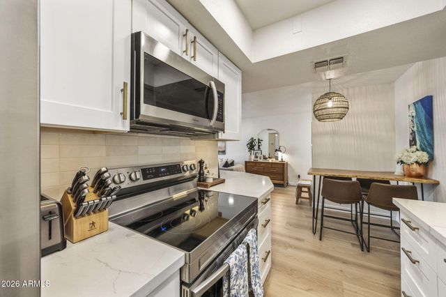7350 N Vía Paseo Del Sur -- R105, Scottsdale, AZ 85258