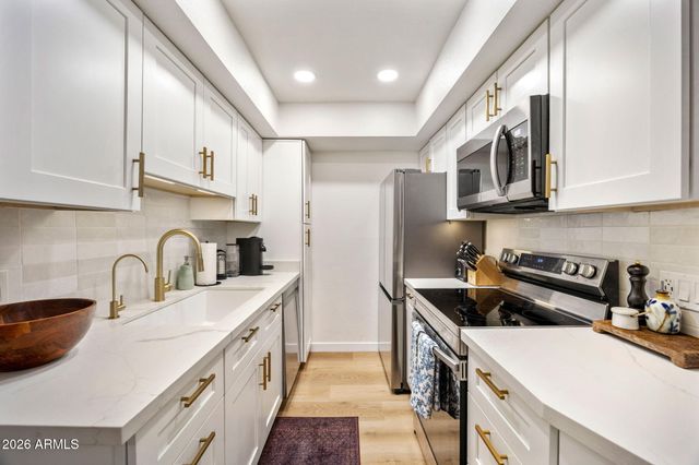 7350 N Vía Paseo Del Sur -- R105, Scottsdale, AZ 85258