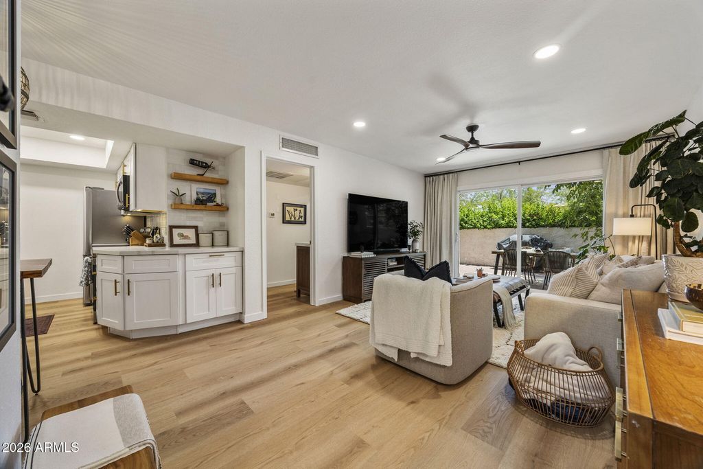 7350 N Vía Paseo Del Sur -- R105, Scottsdale, AZ 85258 — exterior