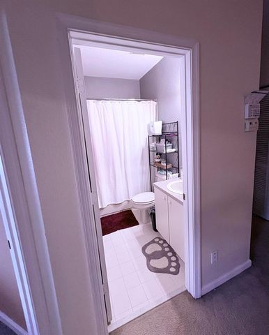 203 S Santa Catalina Circle 203, North Lauderdale, FL 33068