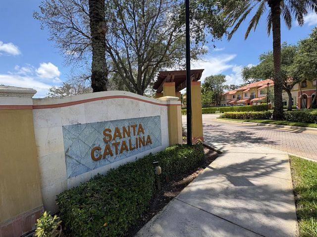 203 S Santa Catalina Circle 203, North Lauderdale, FL 33068