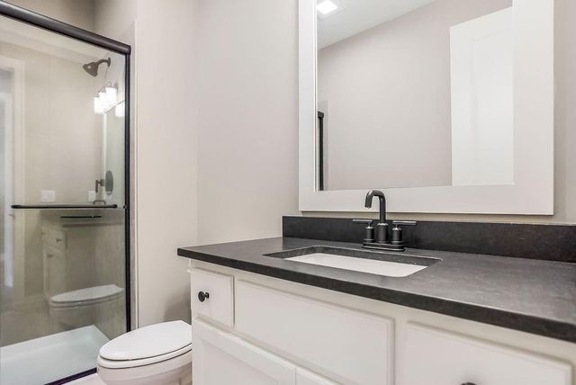 15337 W 168th Place, Olathe, KS 66062