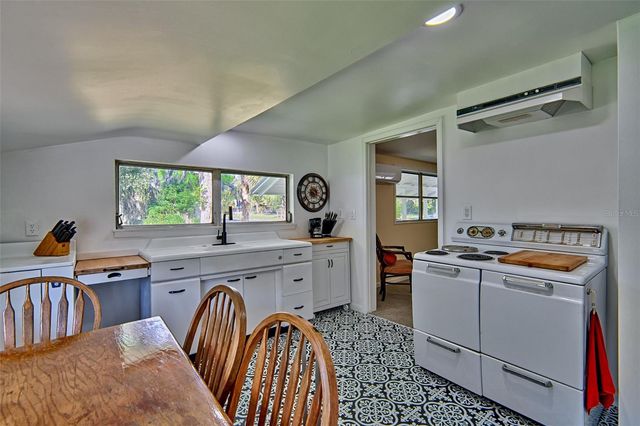 25415 NE STATE ROAD 26, Melrose, FL 32666