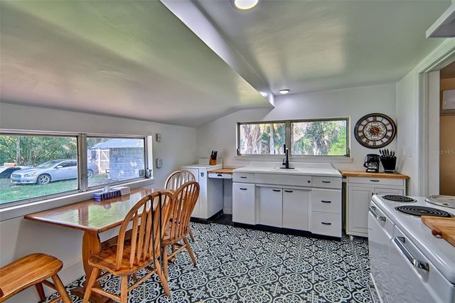 25415 NE STATE ROAD 26, Melrose, FL 32666