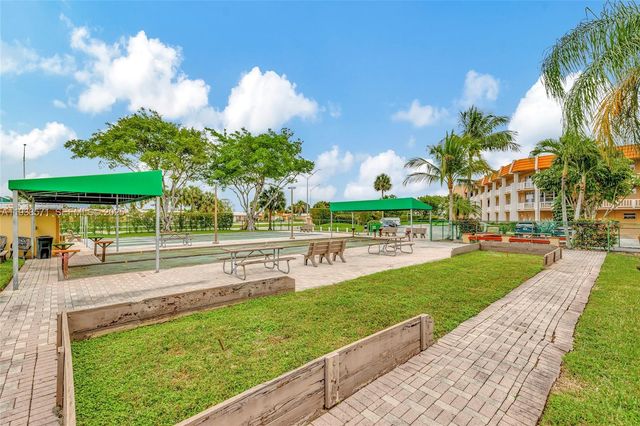 6700 Royal Palm Blvd 107D, Margate, FL 33063