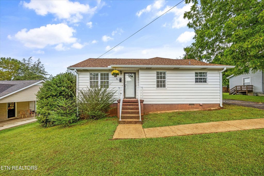 104 Sanford Lane, Oak Ridge, TN 37830