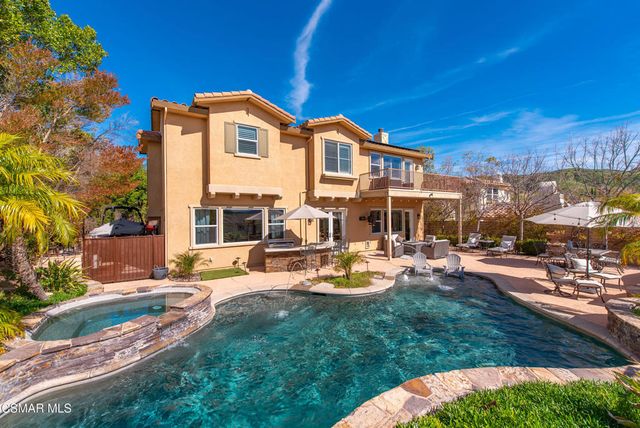 5068 Shady Trail Street, Simi Valley, CA 93063