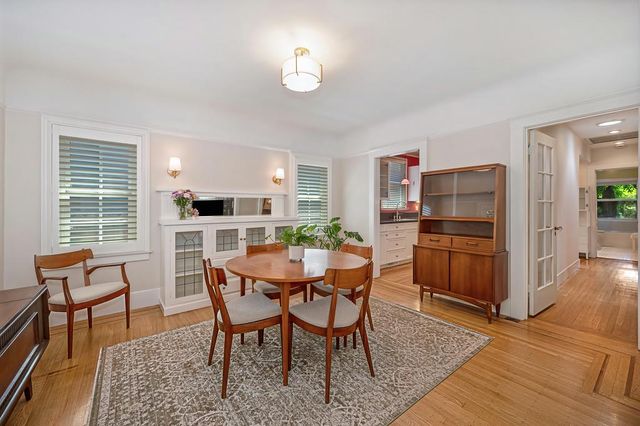 1544 36th St, Sacramento, CA 95816