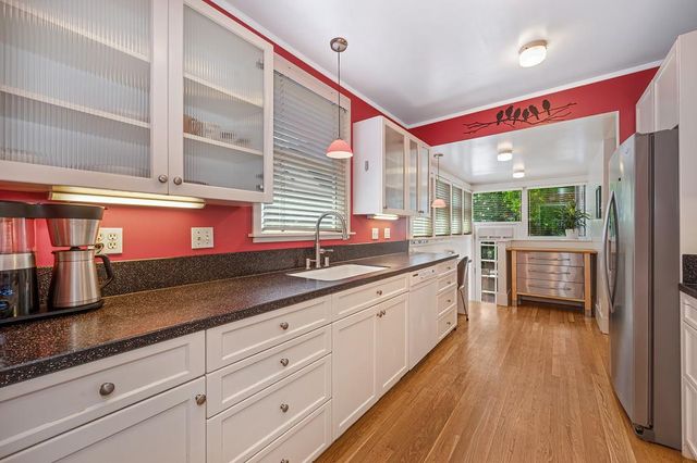 1544 36th St, Sacramento, CA 95816
