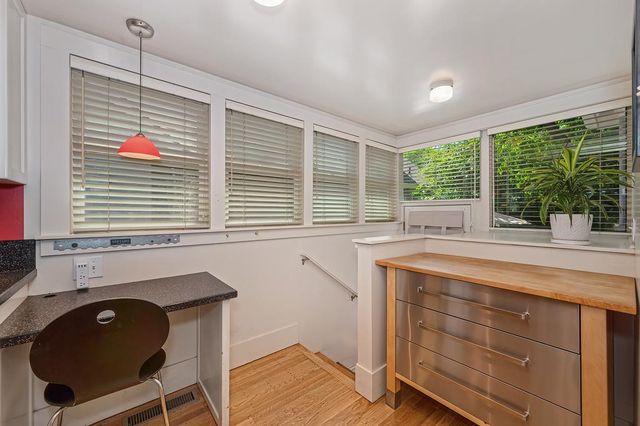 1544 36th St, Sacramento, CA 95816