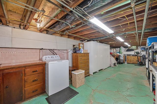 1544 36th St, Sacramento, CA 95816