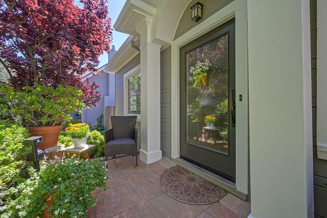 1544 36th St, Sacramento, CA 95816