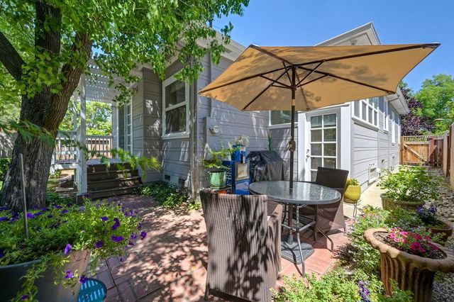 1544 36th St, Sacramento, CA 95816