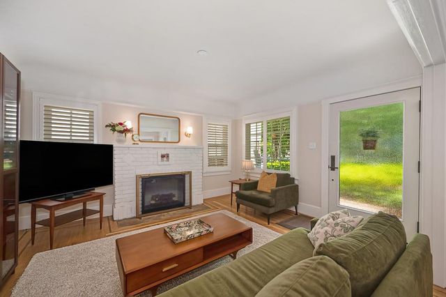 1544 36th St, Sacramento, CA 95816