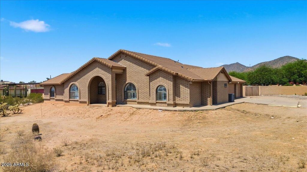 8112 E MCDOWELL Road, Mesa, AZ 85207 — photo 2