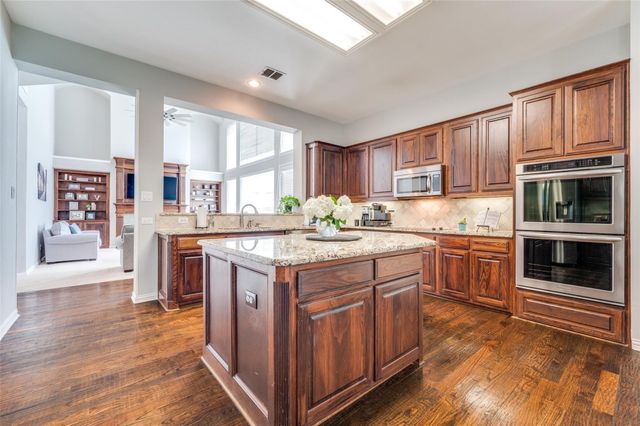 8856 Shady Shore Drive, Frisco, TX 75036