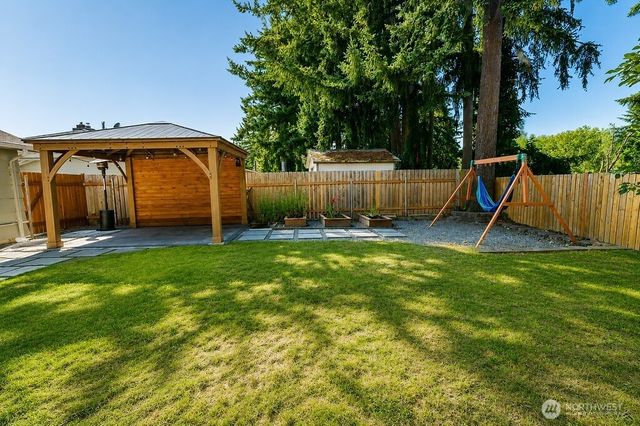 2465 24th Street SE, Auburn, WA 98002