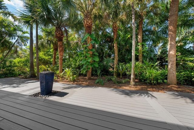 114 13TH STREET, Belleair Beach, FL 33786